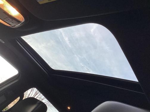 2022 Jeep Grand Cherokee Laredo