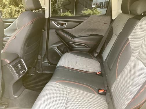 Crystal White Pearl 2020 Subaru Forester Sport