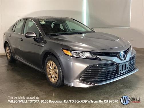 2019 Toyota Camry Hybrid LE