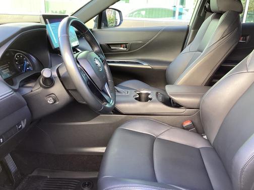 2024 Toyota Venza Nightshade Edition