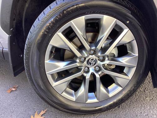 Silver Sky Metallic 2025 Toyota RAV4 XLE Premium