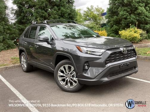 2025 Toyota RAV4 XLE Premium