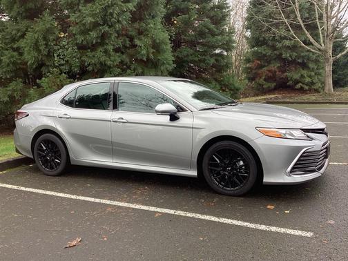 2024 Toyota Camry XLE