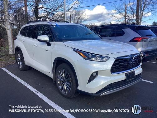 2021 Toyota Highlander Hybrid Platinum