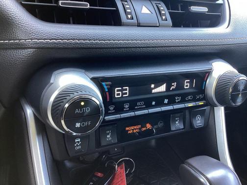 Magnetic Gray Metallic 2021 Toyota RAV4 XLE Premium