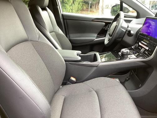 2023 Toyota bZ4X XLE