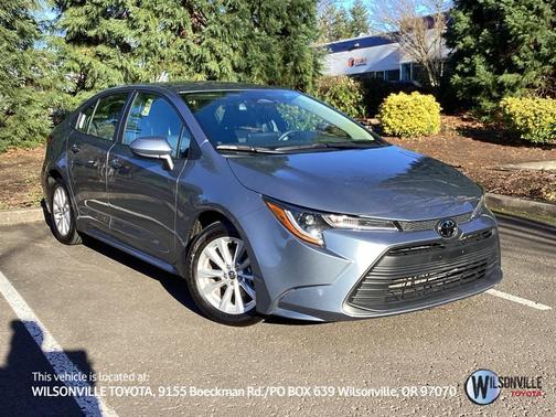 2025 Toyota Corolla LE