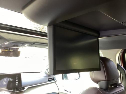 2021 Toyota Sienna Platinum 7 Passenger