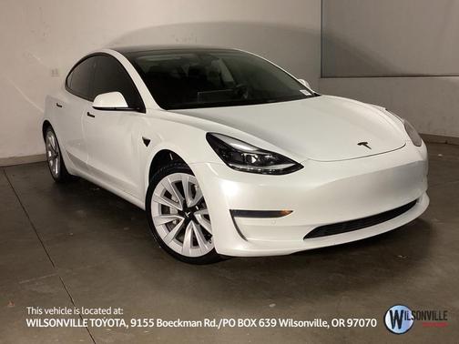 Pearl White Multi-Coat 2021 Tesla Model 3 Standard Range Plus