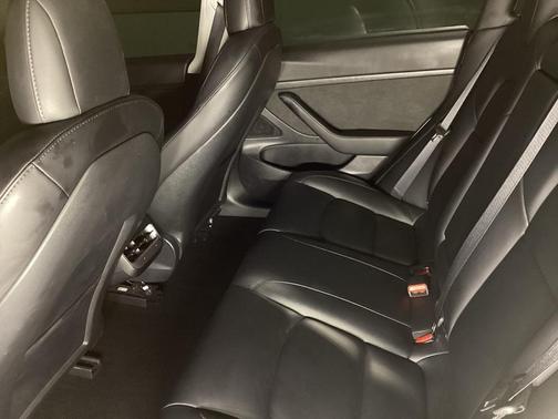 Pearl White Multi-Coat 2021 Tesla Model 3 Standard Range Plus