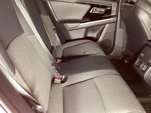 2024 Toyota bZ4X XLE
