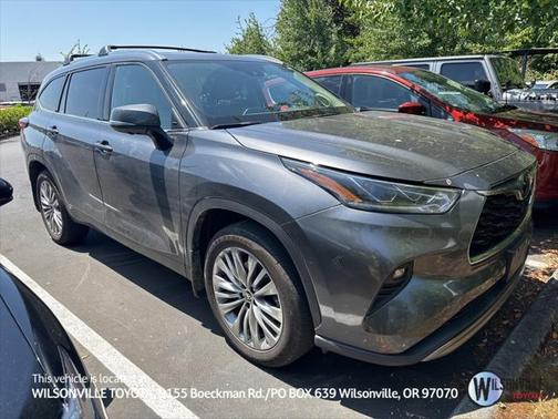2023 Toyota Highlander Platinum