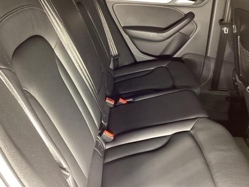 2018 Audi Q3 2.0T Premium