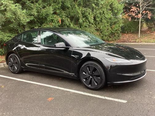 2025 Tesla Model 3 Long Range