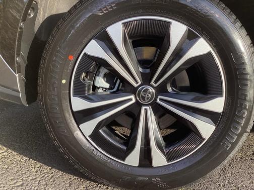 2024 Toyota bZ4X XLE