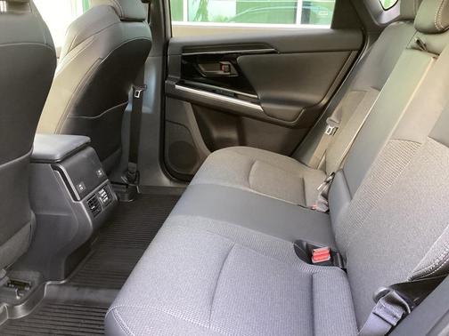 2024 Toyota bZ4X XLE