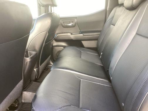 Cement 2021 Toyota Tacoma TRD Off Road