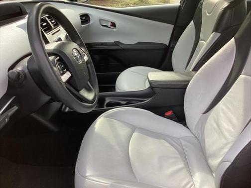 2016 Toyota Prius Two