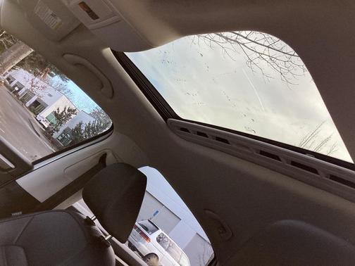 2017 Volkswagen Passat 1.8T SEL Premium