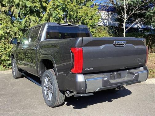 2025 Toyota Tundra Hybrid 1794 Edition