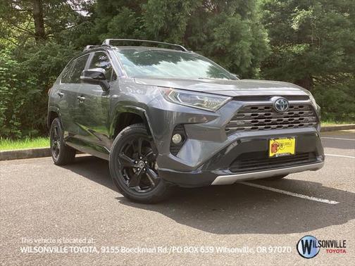 2019 Toyota RAV4 Hybrid SE
