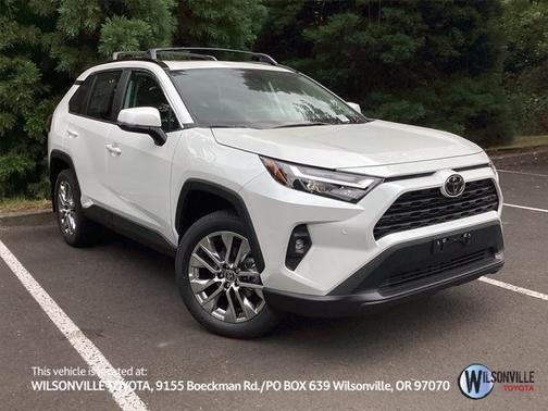 2025 Toyota RAV4 XLE Premium