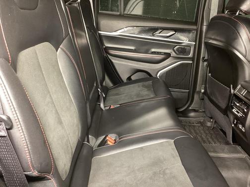 2022 Jeep Grand Cherokee Trailhawk