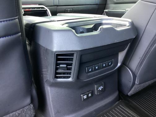 2024 Toyota Tundra Platinum