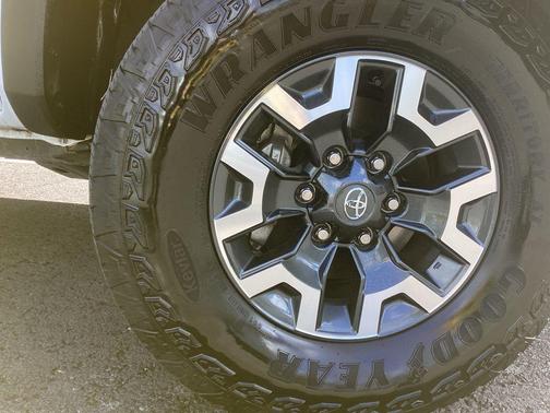 2023 Toyota Tacoma TRD Off Road