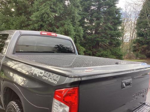 2017 Toyota Tundra Limited