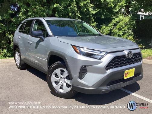 2025 Toyota RAV4 LE