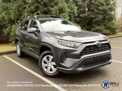 2020 Toyota RAV4 LE
