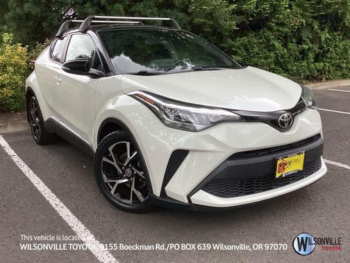 Blizzard Pearl w/Black Roof 2020 Toyota C-HR XLE