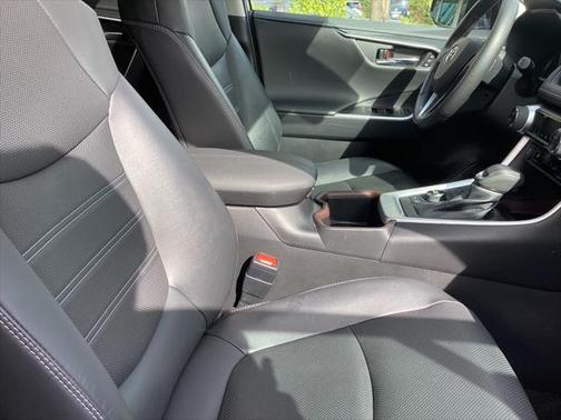 2022 Toyota RAV4 Limited