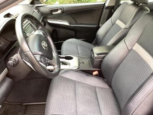 2014 Toyota Camry SE Sport