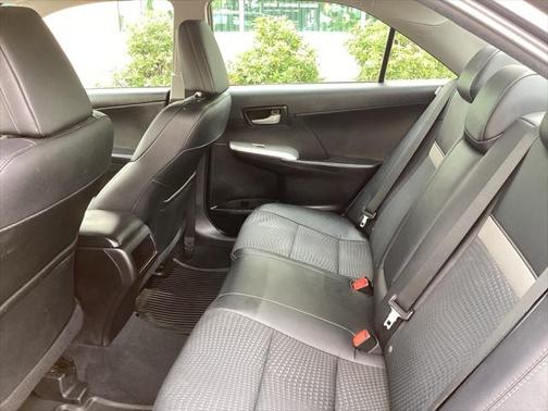 2014 Toyota Camry SE Sport
