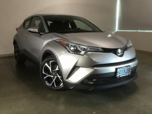 Silver Knockout Metallic 2018 Toyota C-HR XLE Premium