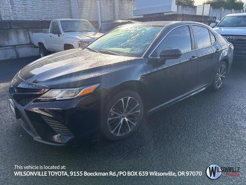 2020 Toyota Camry SE