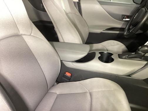 2023 Toyota Venza LE