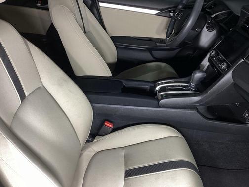 Lunar Silver Metallic 2018 Honda Civic EX