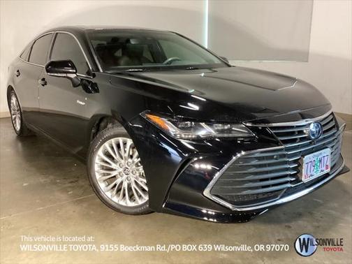 Midnight Black Metallic 2021 Toyota Avalon Hybrid Limited