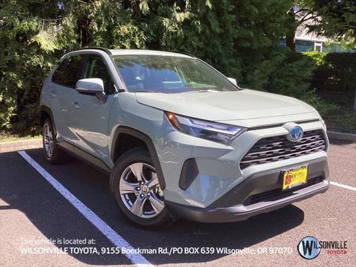 2022 Toyota RAV4 Hybrid XLE