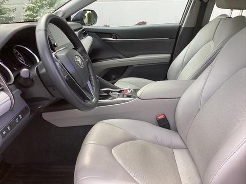 2023 Toyota Camry Hybrid XLE