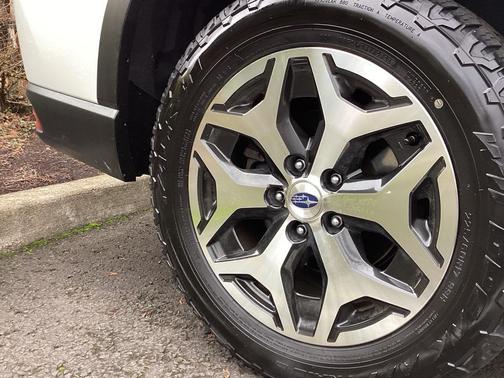 2022 Subaru Forester Premium
