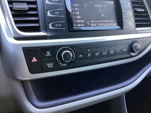 2018 Toyota Highlander LE