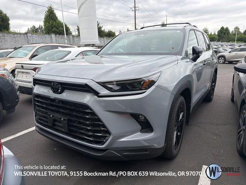 Cement 2025 Toyota Grand Highlander Hybrid Nightshade Edition