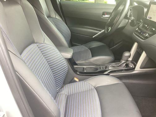Sonic Silver/Jet Black 2023 Toyota Corolla Hybrid SE