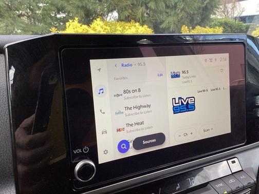 Ice Cap 2025 Toyota Camry LE