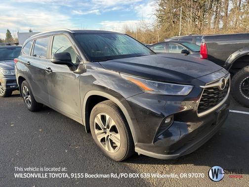 2023 Toyota Highlander XLE