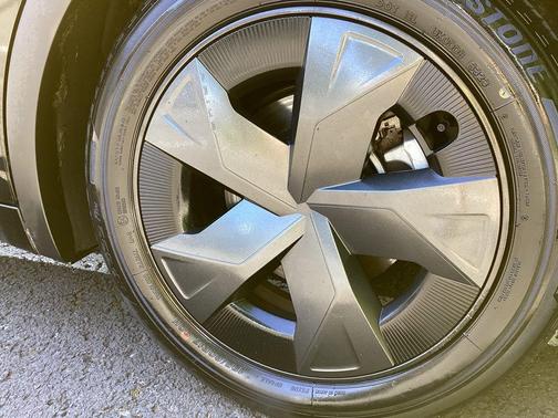 2024 Toyota Prius Prime SE